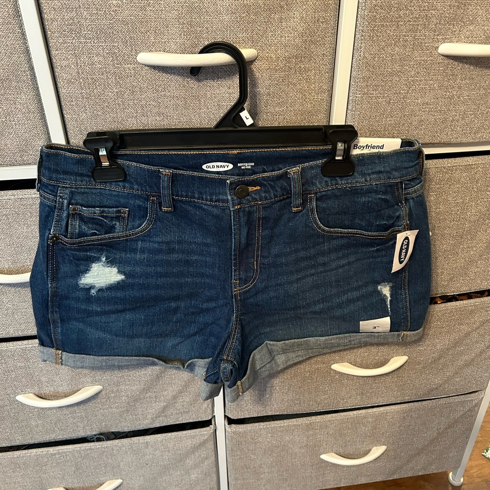 NWT old navy boyfriend shorts- size 10
